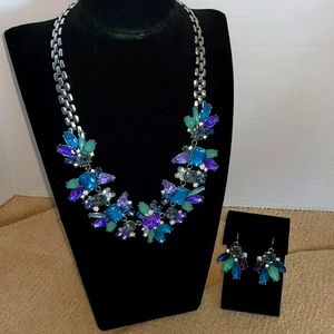 Elegant Flower Necklace & Earring Set